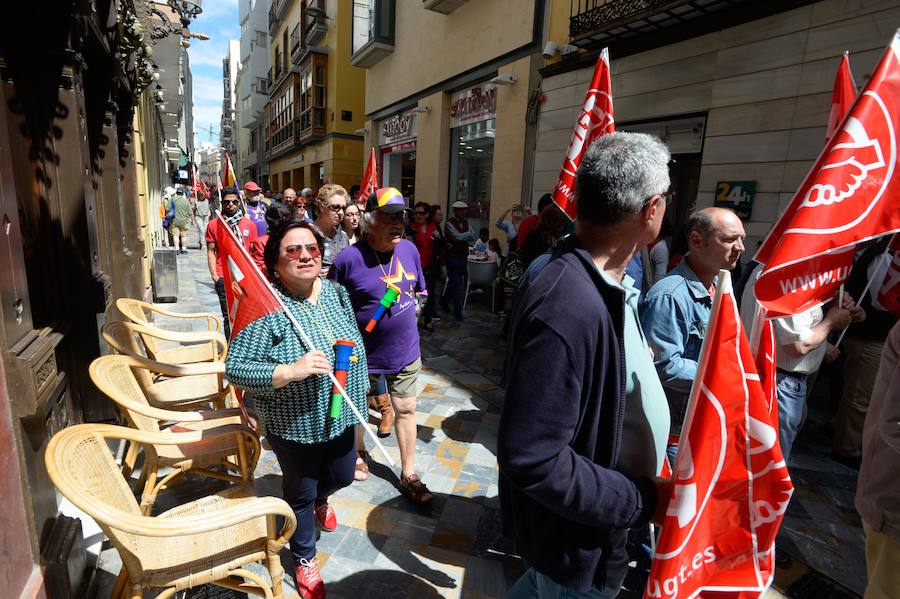 Trabajadores y sindicatos salen a la calle contra la precariedad