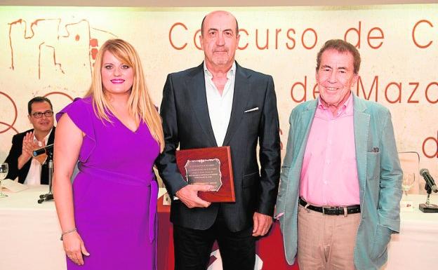 Alicia Jiménez, Miguel Sánchez Robles y Fernando Sánchez Dragó. 