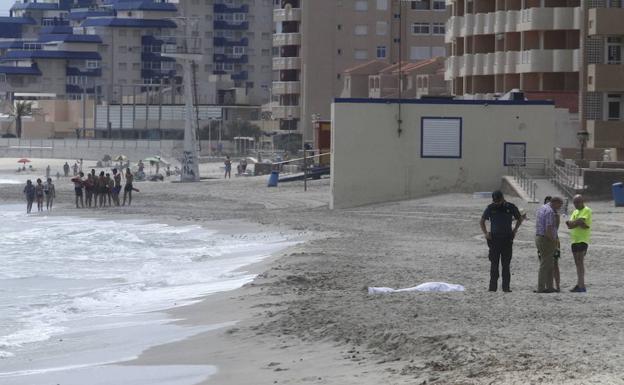 Una mujer falleció ahogada en La Manga, en Cartagena, en el mes de mayo.