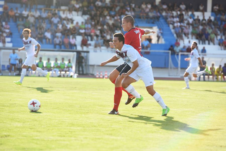 Giafranco, portero de El Ejido, desbarató numerosas ocasioens de gol locales y fue el mejor del partido