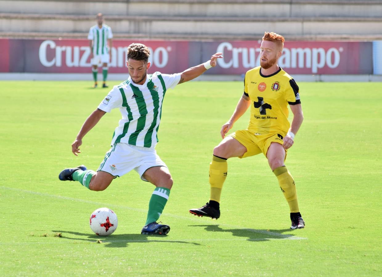 El equipo de Palomeque, que siguió el partido desde la grada, se vino abajo en la segunda mitad de un encuentro que comenzó ganando