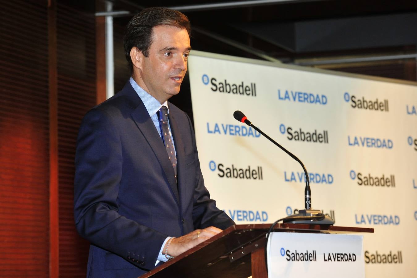 La secretaria de Estado de Comercio subraya, en el Foro 'La Verdad'- Banco Sabadell, que las empresas murcianas han duplicado sus intercambios comerciales durante la crisis 