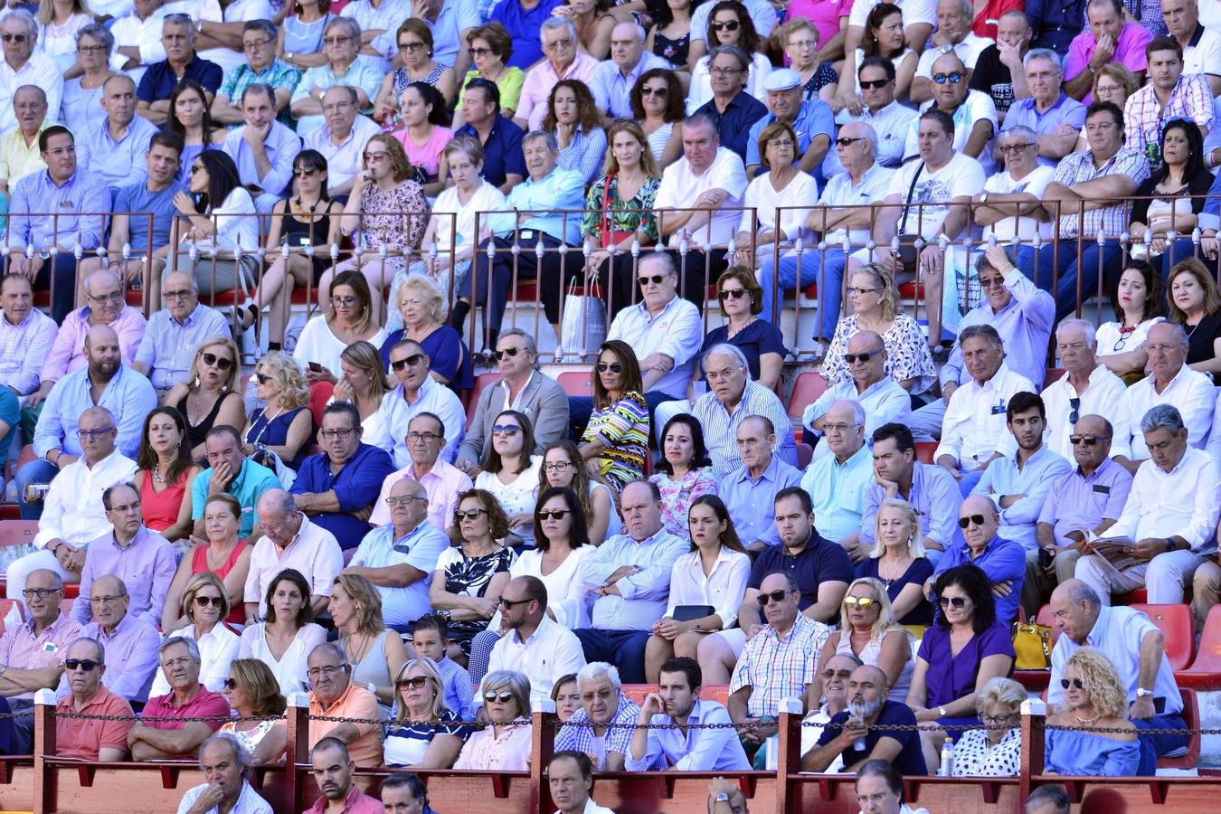 Ambiente en la primera corrida de la Feria de Murcia