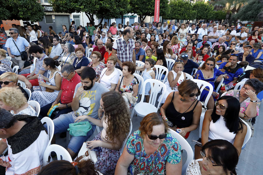 La plaza de San Agustín fue ayer el escenario de la segunda edición del evento, que conjugó la hípica con el arte flamenco.