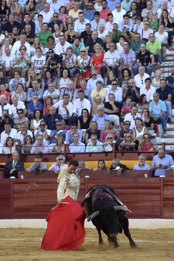 El diestro sale por la puerta grande de La Condomina en la segunda corrida de la Feria Taurina de Murcia