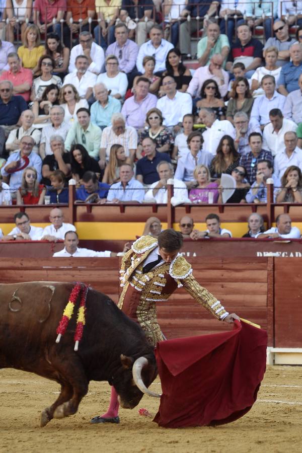 El diestro sale por la puerta grande de La Condomina en la segunda corrida de la Feria Taurina de Murcia