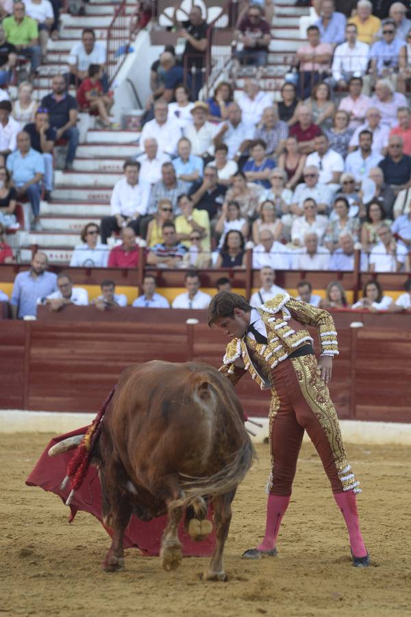 El diestro sale por la puerta grande de La Condomina en la segunda corrida de la Feria Taurina de Murcia