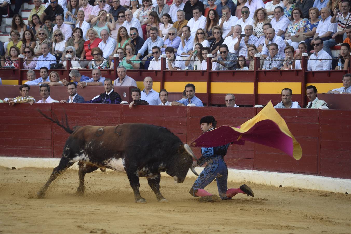 El diestro sale por la puerta grande de La Condomina en la segunda corrida de la Feria Taurina de Murcia