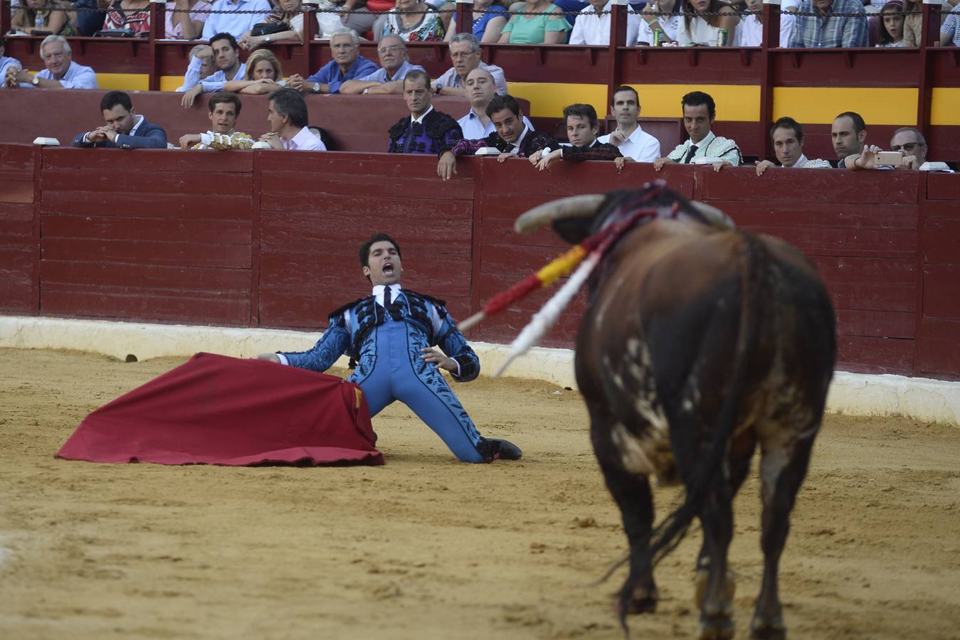 El diestro sale por la puerta grande de La Condomina en la segunda corrida de la Feria Taurina de Murcia