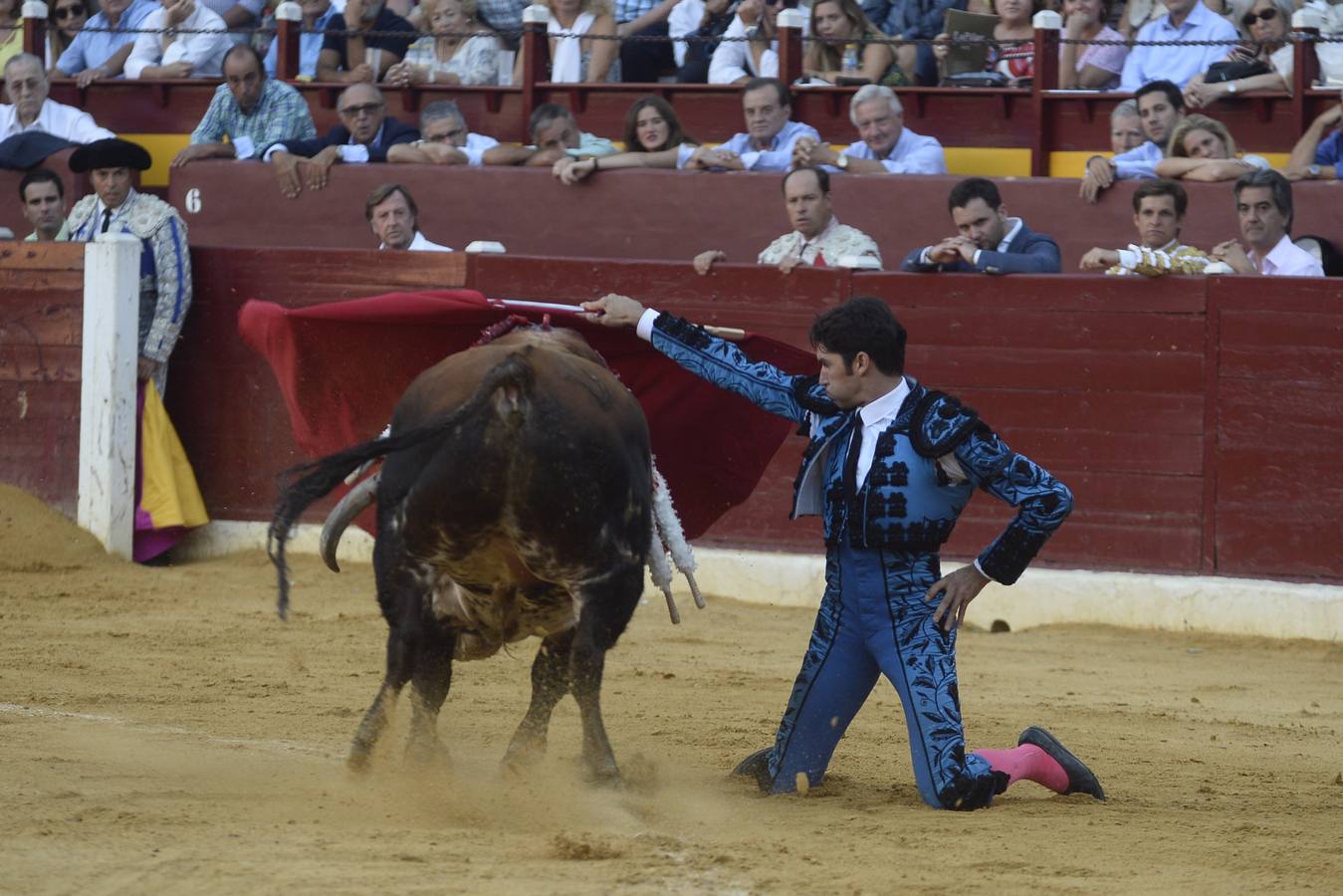 El diestro sale por la puerta grande de La Condomina en la segunda corrida de la Feria Taurina de Murcia