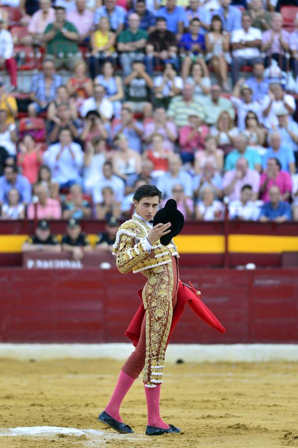 Roca Rey corta un rabo y abre la puerta grande junto a El Fandi y Talavante