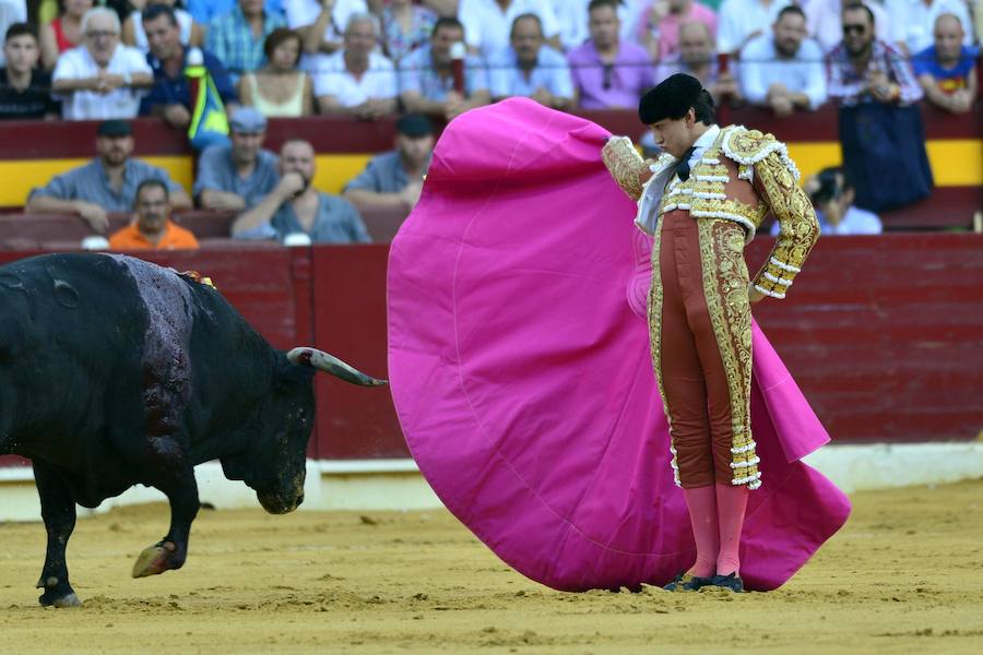 Roca Rey corta un rabo y abre la puerta grande junto a El Fandi y Talavante