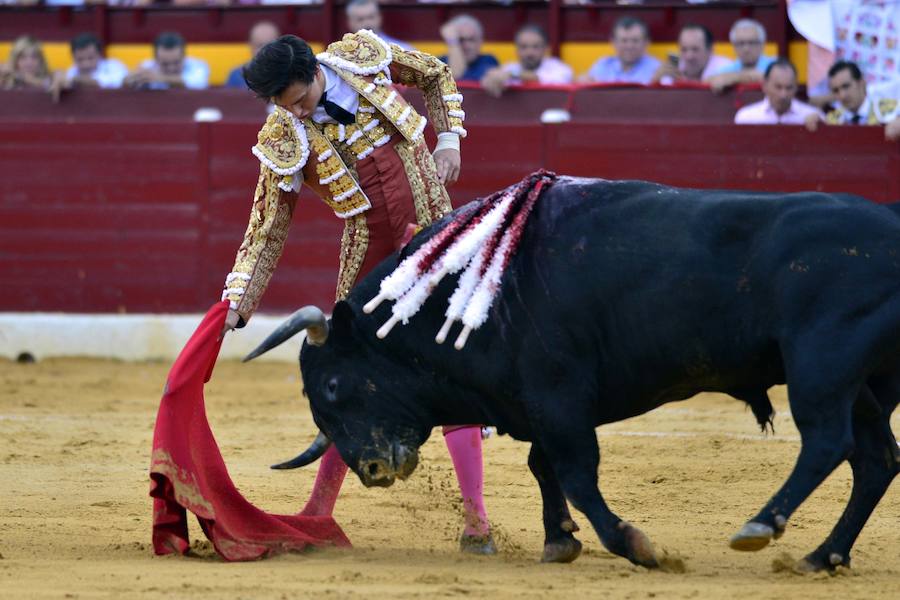Roca Rey corta un rabo y abre la puerta grande junto a El Fandi y Talavante