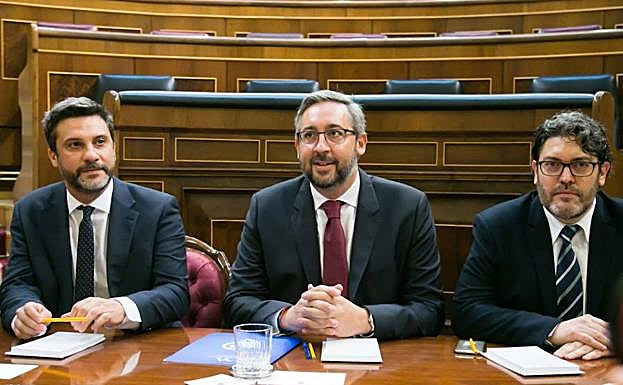 Los ponentes de la reforma, en el Congreso.