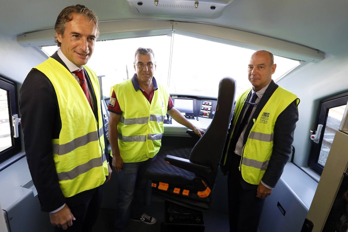 Íñigo de la Serna vista las obras y se reunió con representantes de la Plataforma Pro Soterramiento