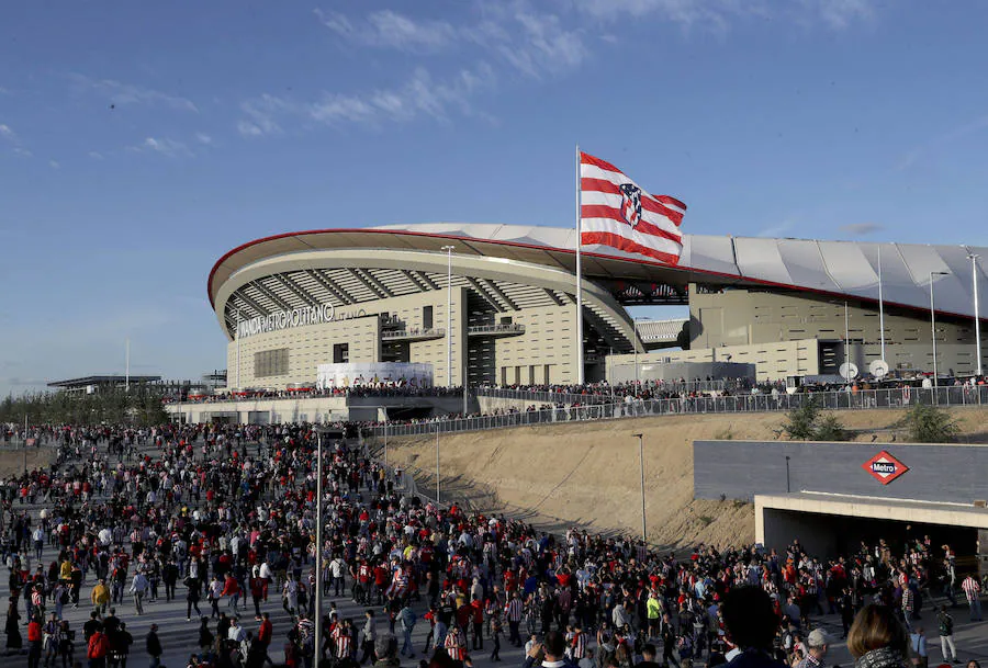 El Atlético de Madrid abrió las puertas de su nuevo estadio por primera vez para medirse al Málaga