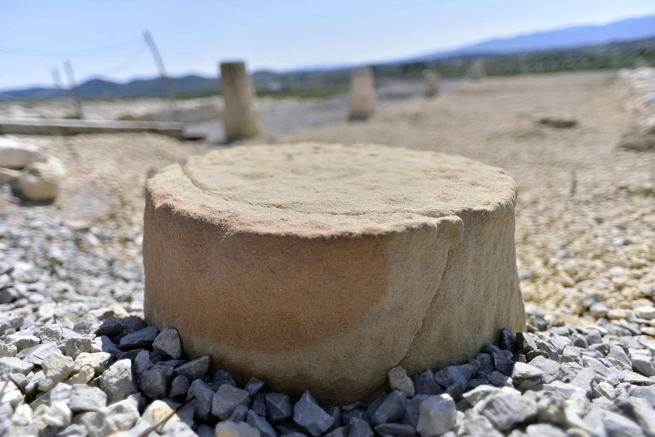 Ya en el Neolítico se elaboraba vino en Bullas. Visitarla en estos días es una oportunidad para curiosear en la villa romana de Los Cantos, una enorme explotación agropecuaria en fase de excavación arqueológica