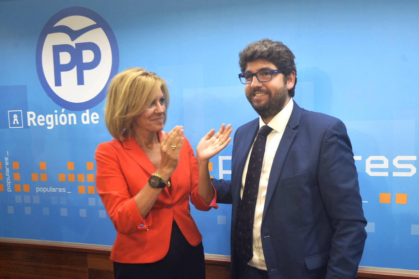La Junta Directiva del PP, de la que forman parte cerca de 200 cargos, designó este viernes por la tarde a Fernando López Miras presidente del partido por aclamación