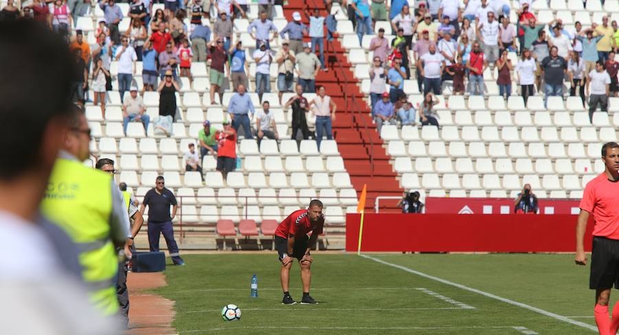 En un partido en el que se lanzaron hasta tres penaltis, Eugeni falló una pena máxima en el último minuto que condena al conjunto de Curro Torres a la zona baja de la clasificación