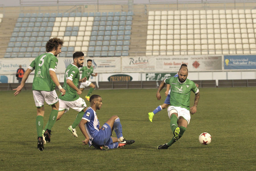 La participación de Cañadas y Carrasco fue la mejor noticia de un partido que significó el cuarto empate del conjunto lorquino esta temporada