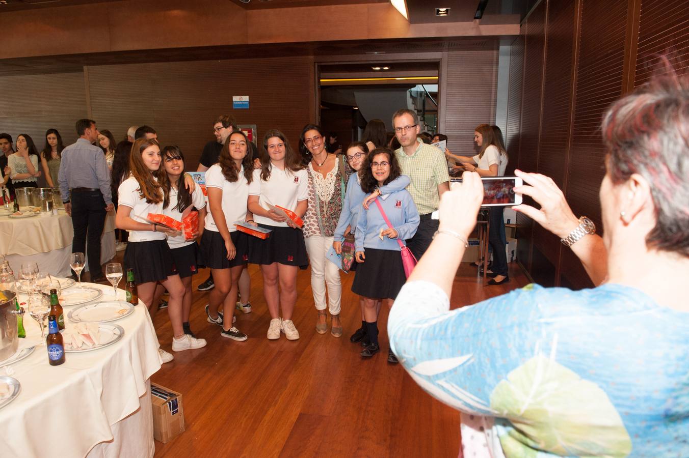 El acto de entrega de premios sirvió también para reconocer al colegio Antonio de Nebrija y a su profesor Pedro González Romero por su constancia en el concurso.