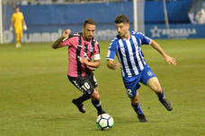 Después de ir por delante en el marcador durante todo el encuentro, el conjunto blanquiazul encaja un gol en el minuto 83 que le condena a sumar cuatro partidos consecutivos sin ganar