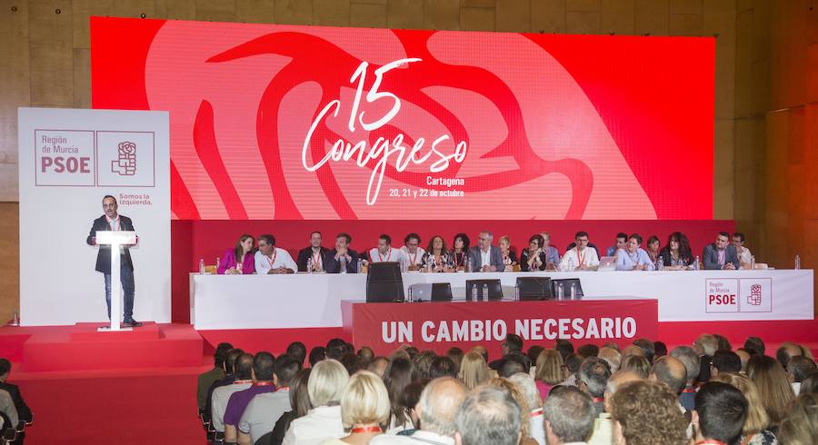 La jornada inaugural del cónclave de los socialistas murcianos, celebrado en Cartagena, ha contado con la presencia del secretario general del PSOE, Pedro Sánchez