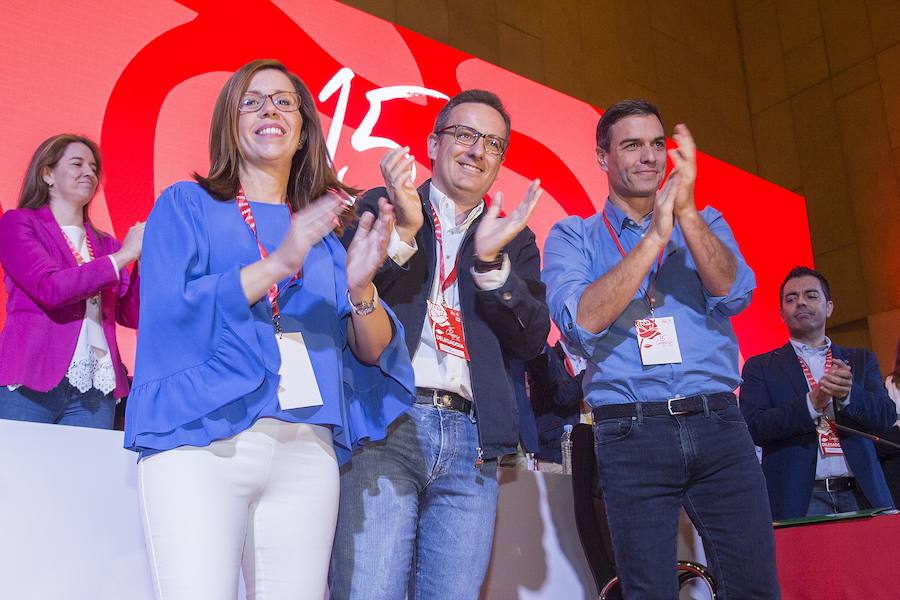 La jornada inaugural del cónclave de los socialistas murcianos, celebrado en Cartagena, ha contado con la presencia del secretario general del PSOE, Pedro Sánchez