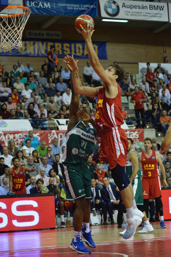 El UCAm CB cae en el Palacio ante el Dinamo Sassari