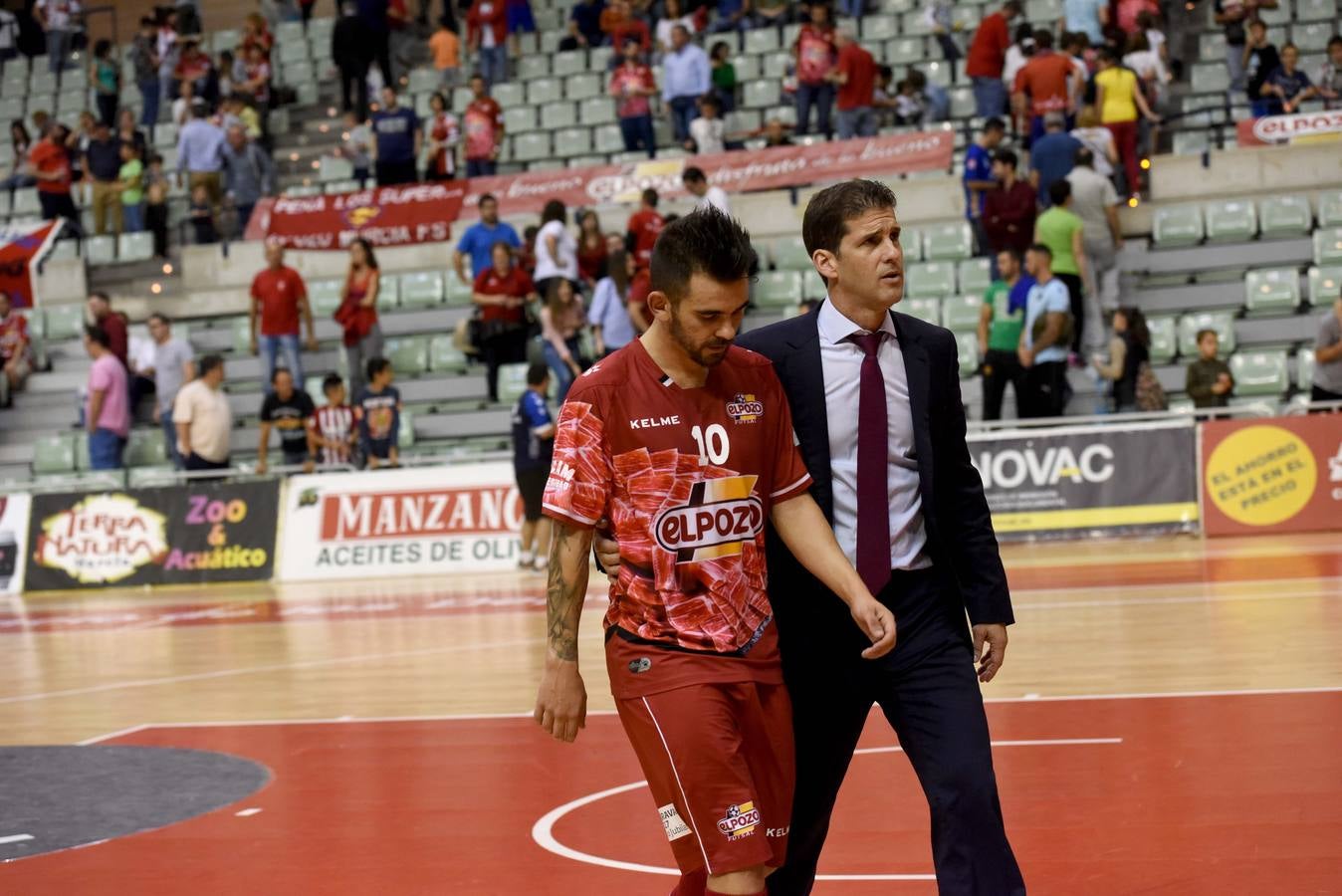 La falta de efectivos vuelve a pasar factura al equipo, que solo puede empatar ante el Levante