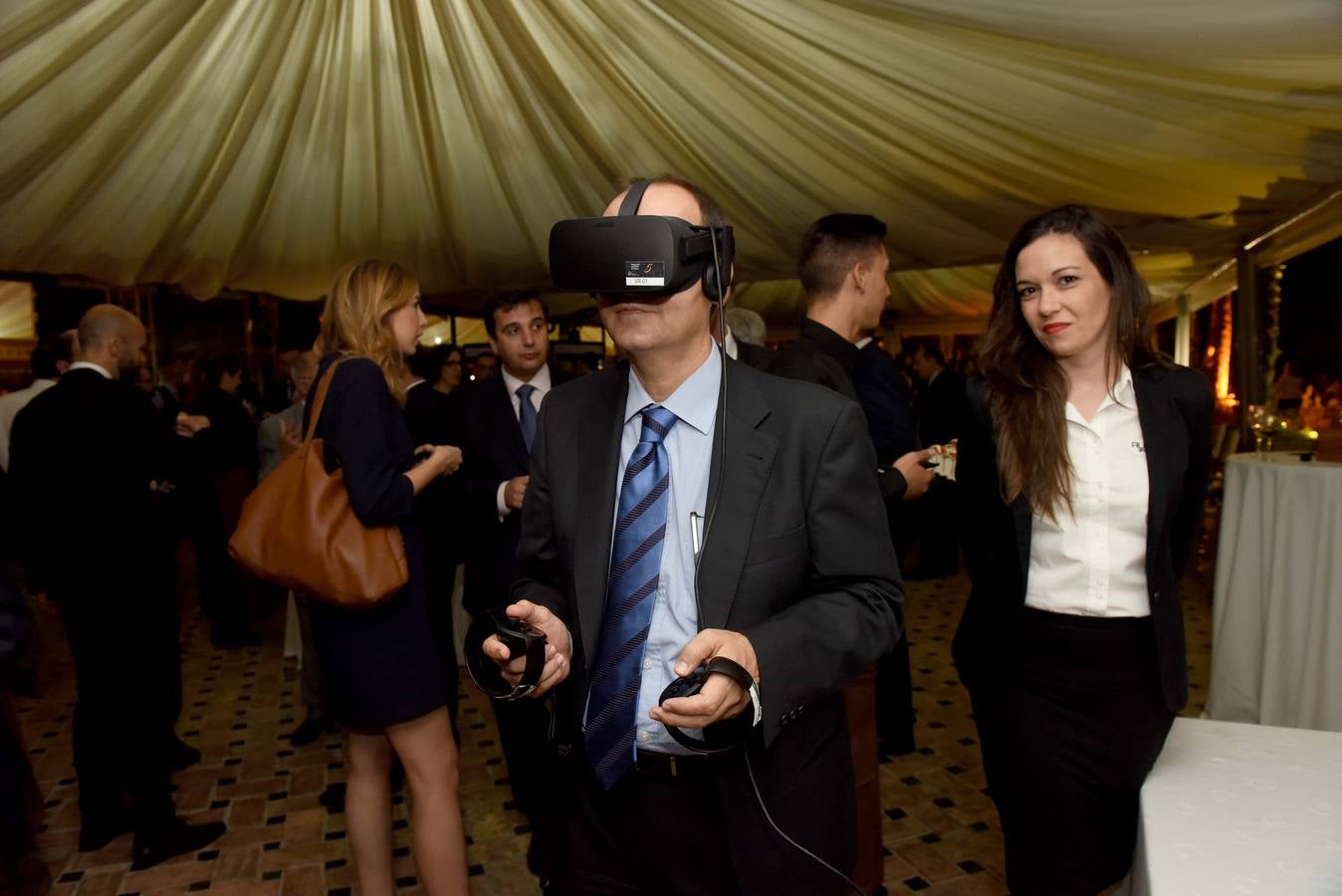 La Noche de las Telecomunicaciones cumple su decimoséptima edición en la que la web de 'La Verdad' ha sido premiada como la empresa más destacada en el sector TIC