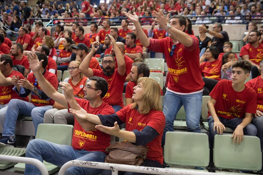Un inexplicable mate de David Navarro en el último segundo deja helado al Palacio de los Deportes