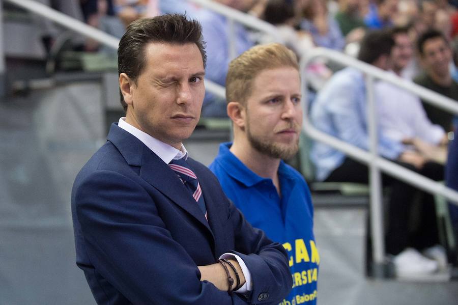 Un inexplicable mate de David Navarro en el último segundo deja helado al Palacio de los Deportes