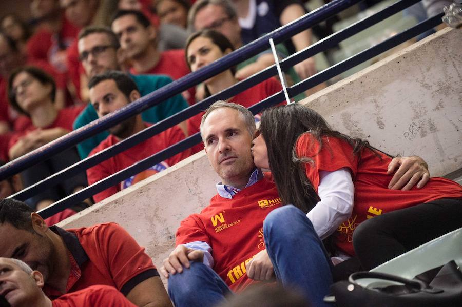 Un inexplicable mate de David Navarro en el último segundo deja helado al Palacio de los Deportes