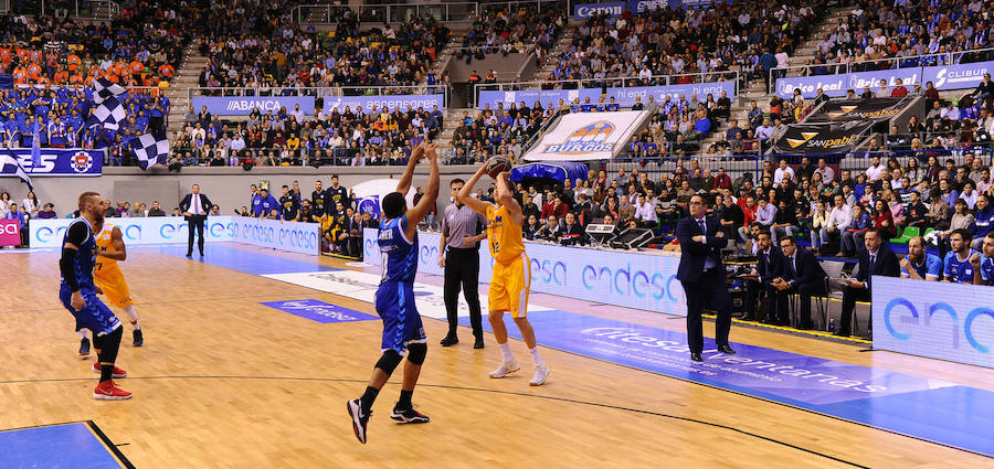 En un partido de idas y venidas, el equipo de Ibón Navarro no supo dar la talla en el último cuarto y cae en la pista de San Pablo Burgos, que hasta ahora no había ganado ningún encuentro