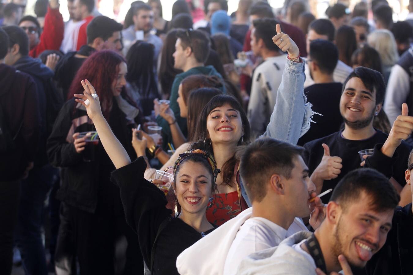 Una convivencia en el campus de la Muralla del Mar reúne, a mediodía, a miles de estudiantes