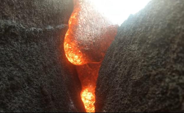 Una cámara sobrevive a ser sepultada en lava y graba este vídeo