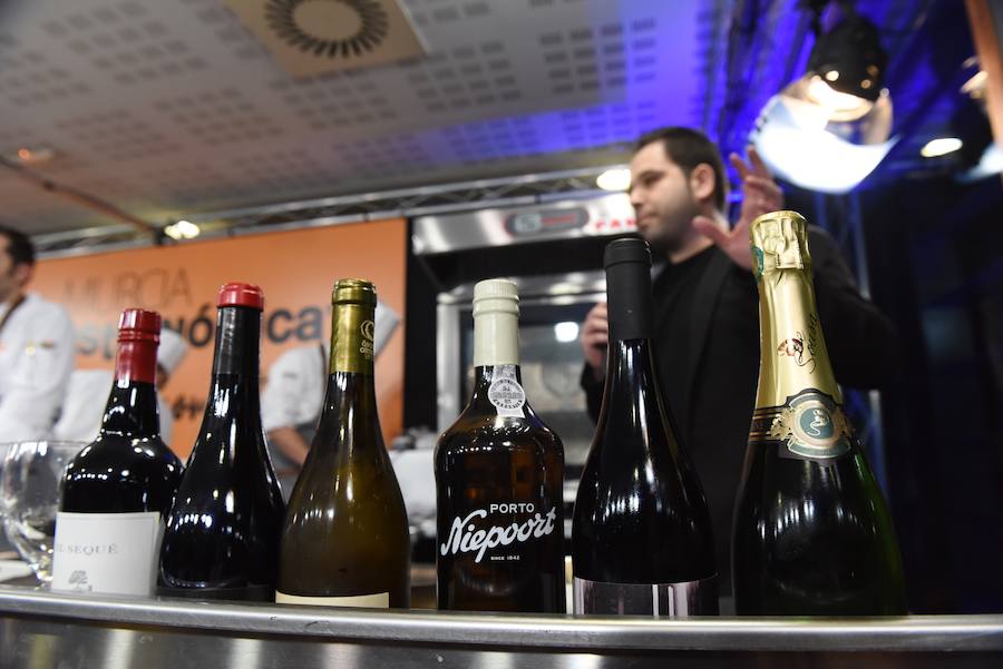 Ponencia 'Filosofía LDE. Segunda temporada', impartida por David López (Local de Ensayo).