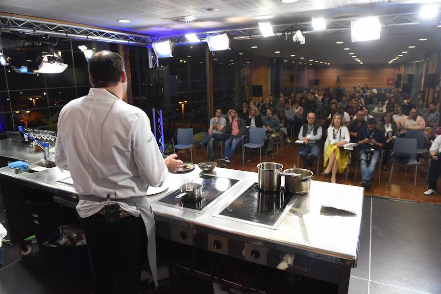 Ponencia 'Filosofía LDE. Segunda temporada', impartida por David López (Local de Ensayo).