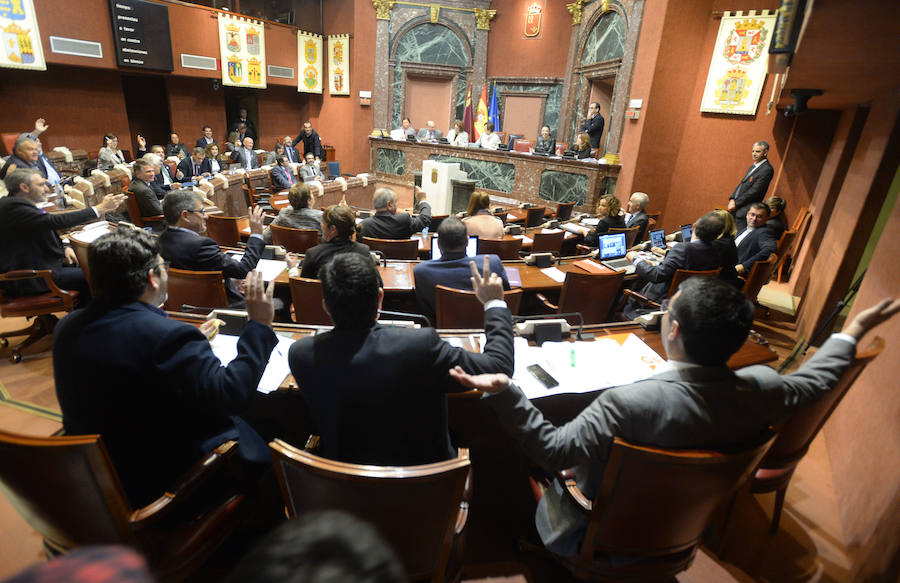 El Pleno de la Asamblea Regional durante una de las votaciones realizadas este jueves.