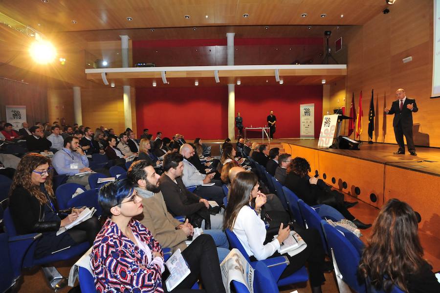 'La Verdad' organiza conferencias y mesas redondas en el Archivo Regional de la mano de profesionales influyentes de la Red. 