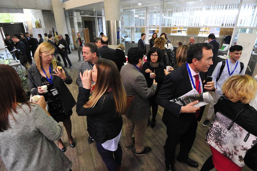 'La Verdad' organiza conferencias y mesas redondas en el Archivo Regional de la mano de profesionales influyentes de la Red. 