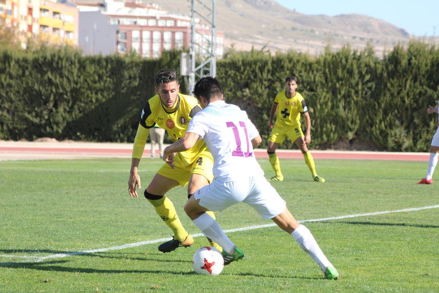 Los goles de Chaco y Titi facilitan el segundo triunfo consecutivo de los del Altiplano en el campo de La Hoya