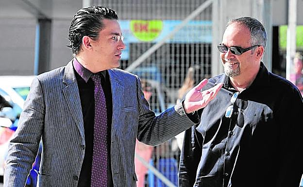 Joaquín Peñalver (derecha), con el letrado Raúl Pardo-Geijo.