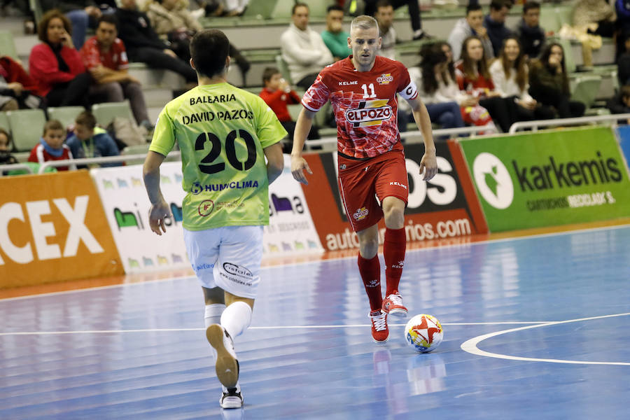 El conjunto de Duda resuelve en los últimos minutos el choque en el que celebró sus mil partidos