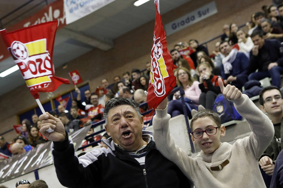 El conjunto de Duda resuelve en los últimos minutos el choque en el que celebró sus mil partidos