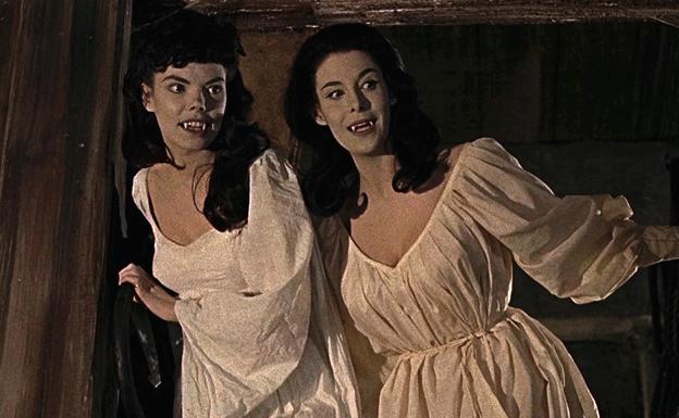 Fotograma de 'Las novias de Drácula'.