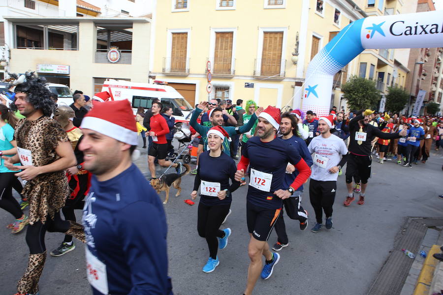 Cerca de mil corredores se han dado cita en la carrera que ha despedido el año en Lorca