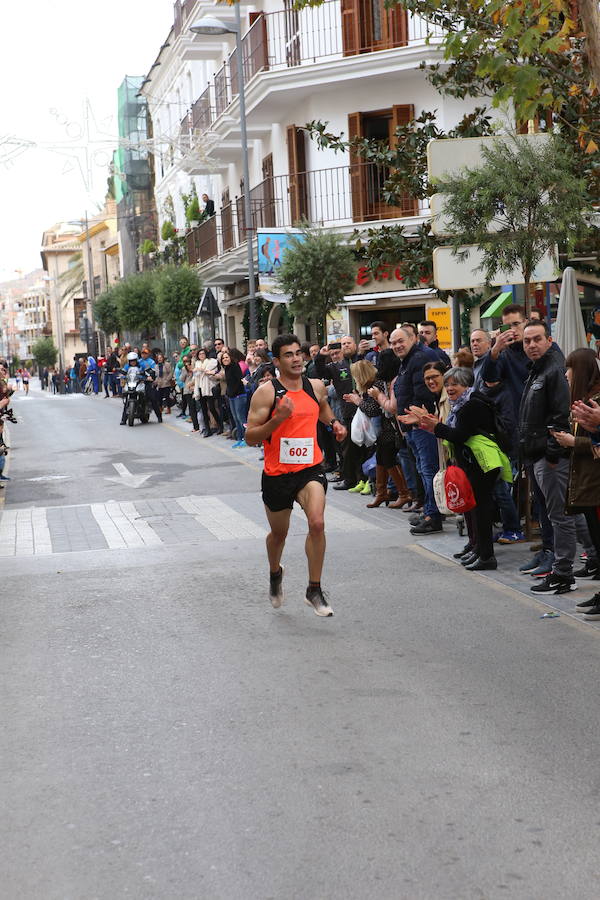 Cerca de mil corredores se han dado cita en la carrera que ha despedido el año en Lorca