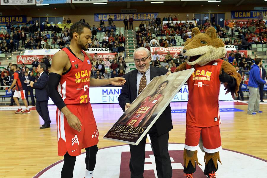 El UCAM ahoga a un Baskonia al que no dejó anotar en los últimos cinco minutos del partido